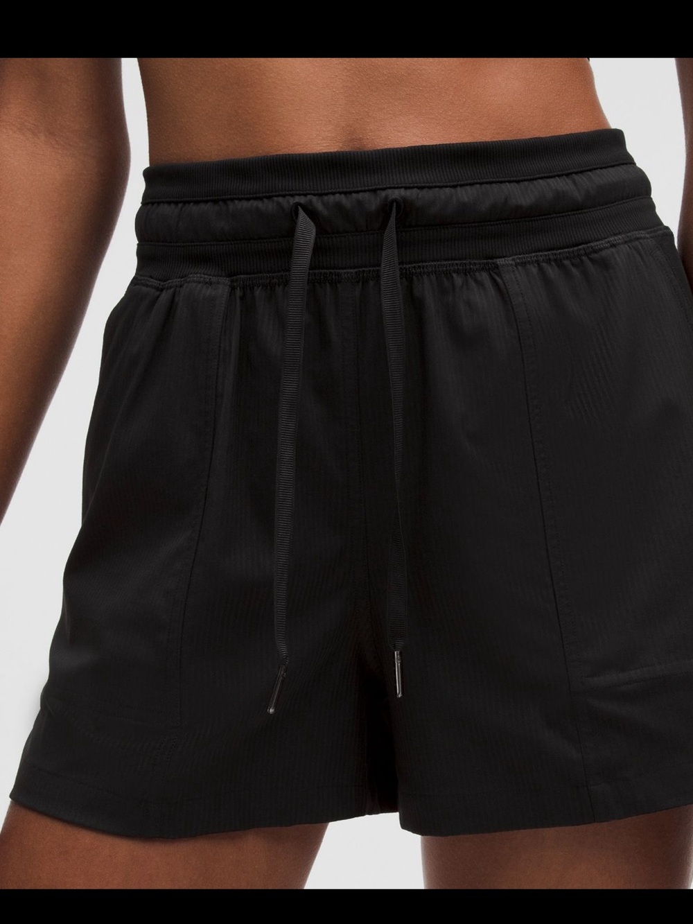 Lululemon dance studio 3.5 inch shorts